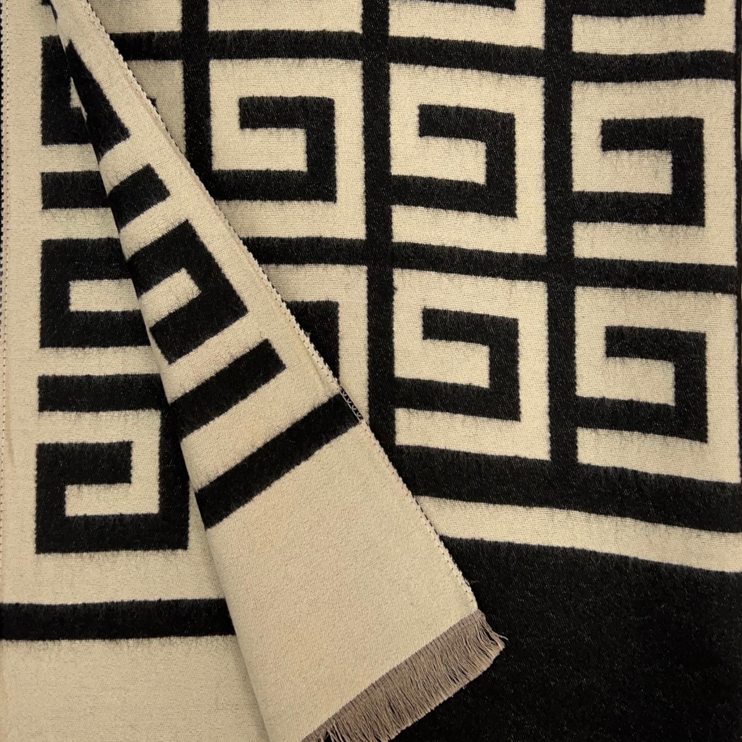 Maze Print Reversible Winter Scarf